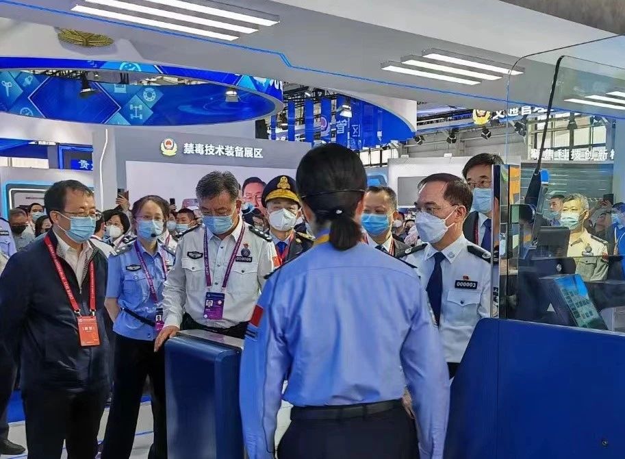 新利(中国)xinli·官方网页版,亮相第十一届中国国际警用装备博览会 用创新技术“警”上添花