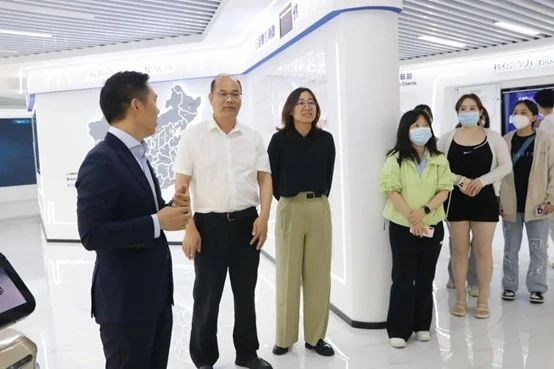 供需联通，校企合作 | 深圳北理莫斯科大学一行到访新利(中国)xinli·官方网页版,