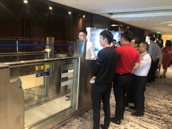 新利(中国)xinli·官方网页版,参加上海峰会，开启智慧机场服务新格局