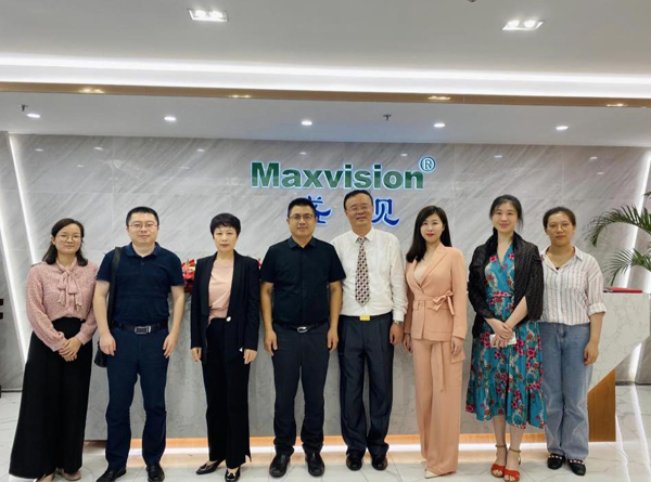 深圳市人工智能产业协会范会长一行访问新利(中国)xinli·官方网页版,